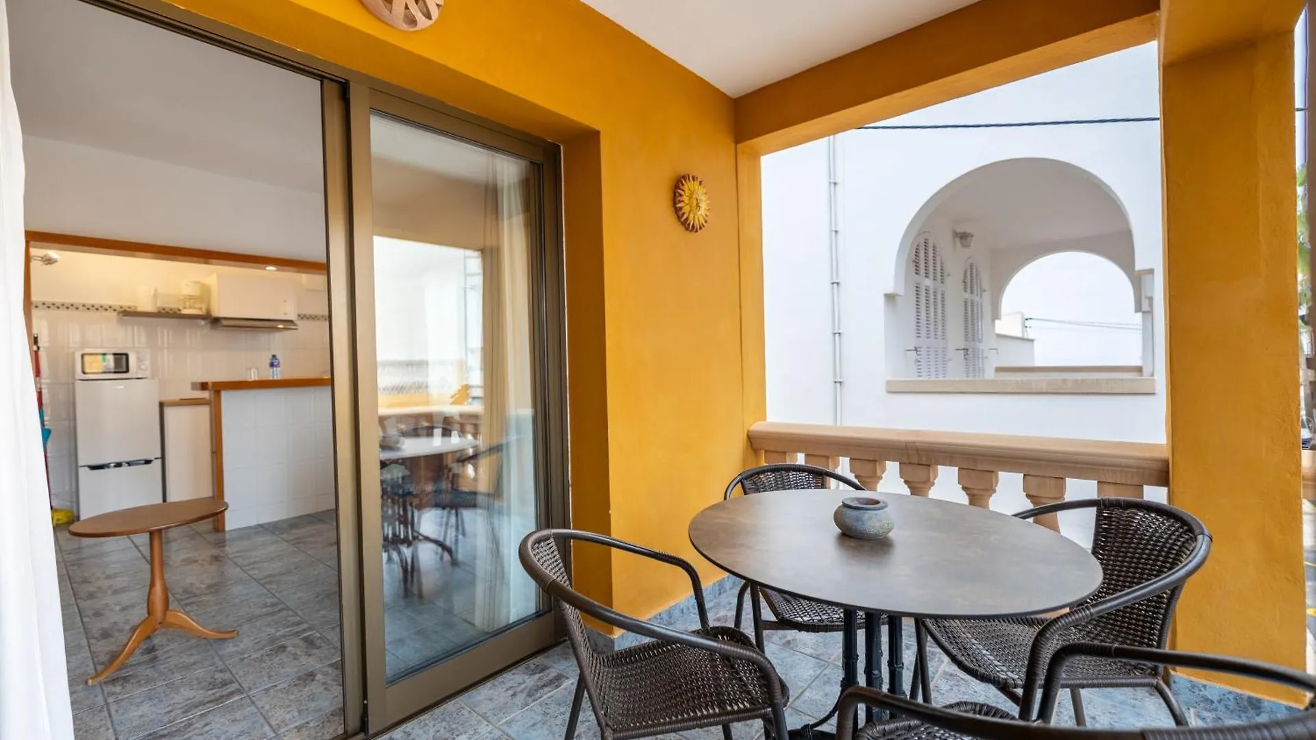 Hostal Doris - Adults Only Colonia de Sant Jordi Penzion